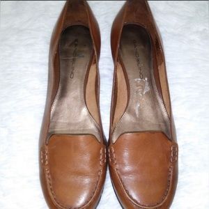 Bandolino Tarrell cognac women's loafers